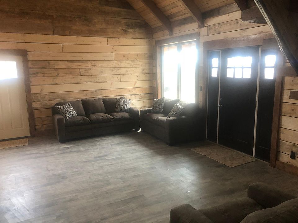 2nd image of 150 Copper Creek Ln #1