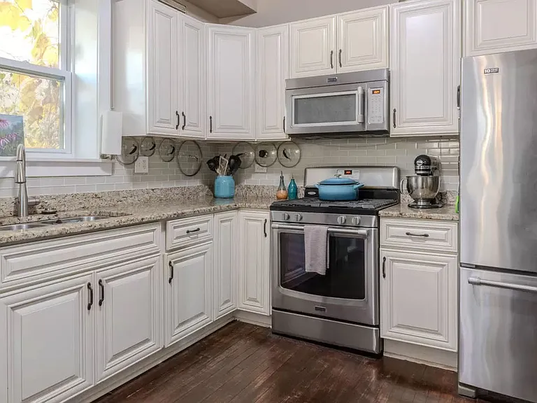 7626 N Greenview Ave #1 — Photo 1