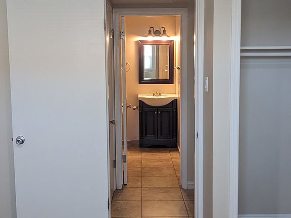 2nd image of 3066 Panorama Rd APT A