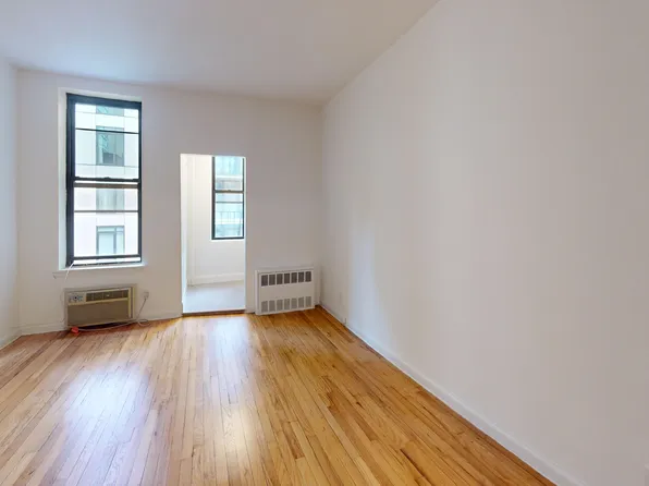 313 East 85th Street image 1 of 7