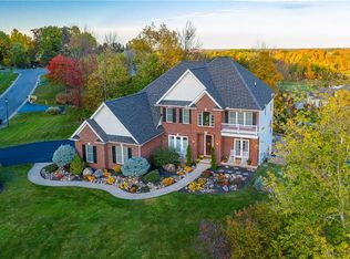 24 Cheshire Rdg, Victor, NY 14564