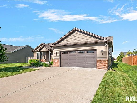 3rd image of 1811 Prairie Vista Dr