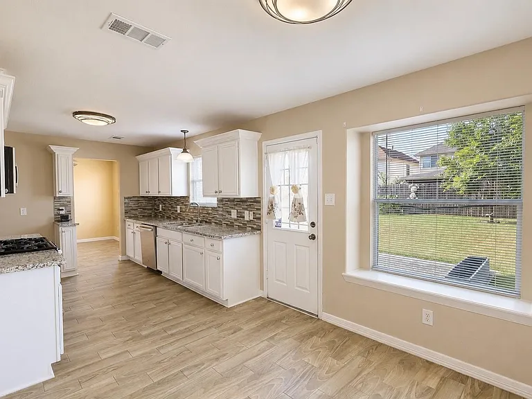 4931 Steel Meadows Ln — Photo 9