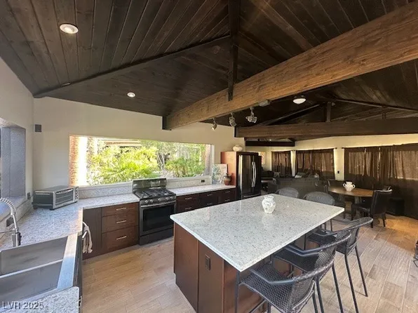 8175 Arville St #218, Las Vegas, NV 89139