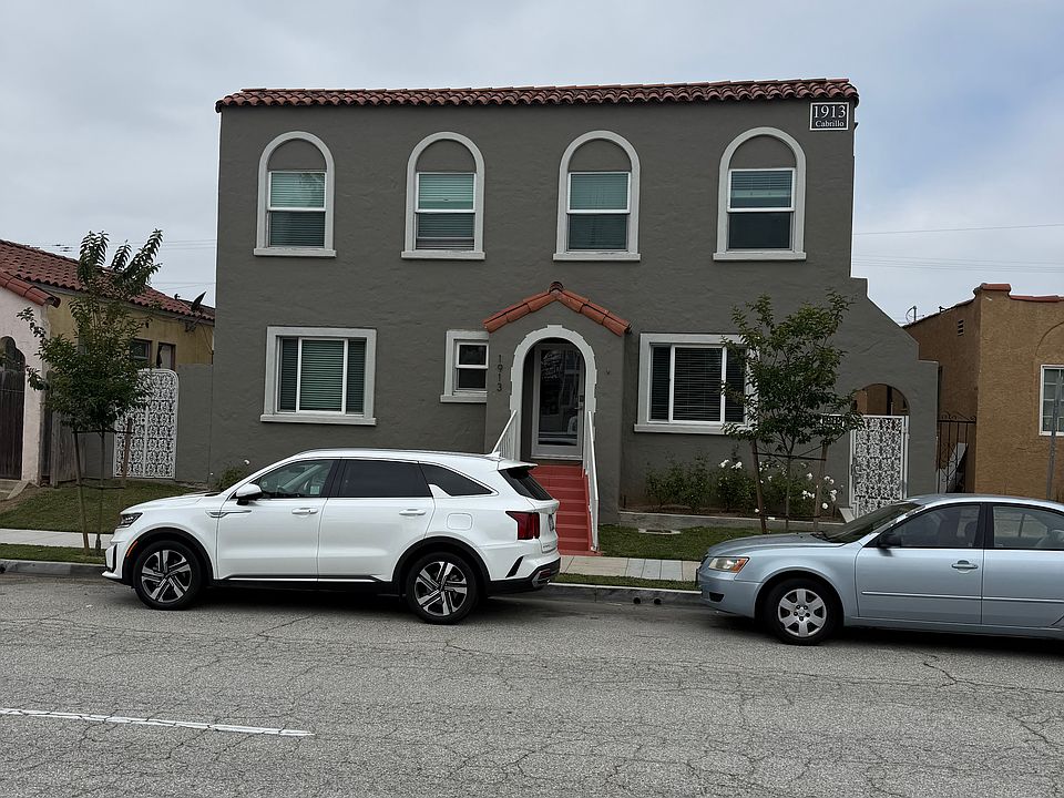1st image of 1915 Cabrillo Ave #C