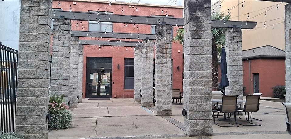 1st image of 400 17th St NW Unit 2129
