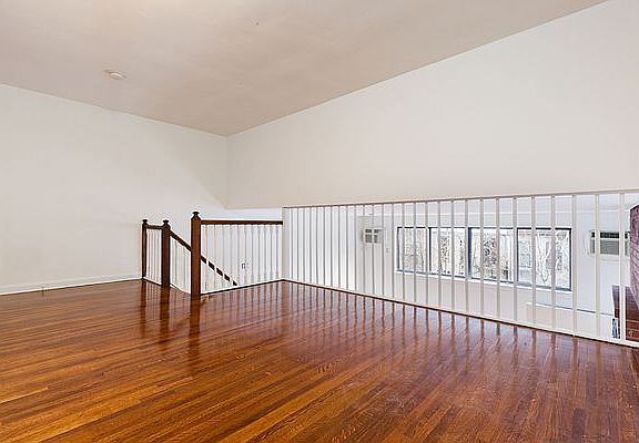 3rd image of 425 E 84th St APT 3B