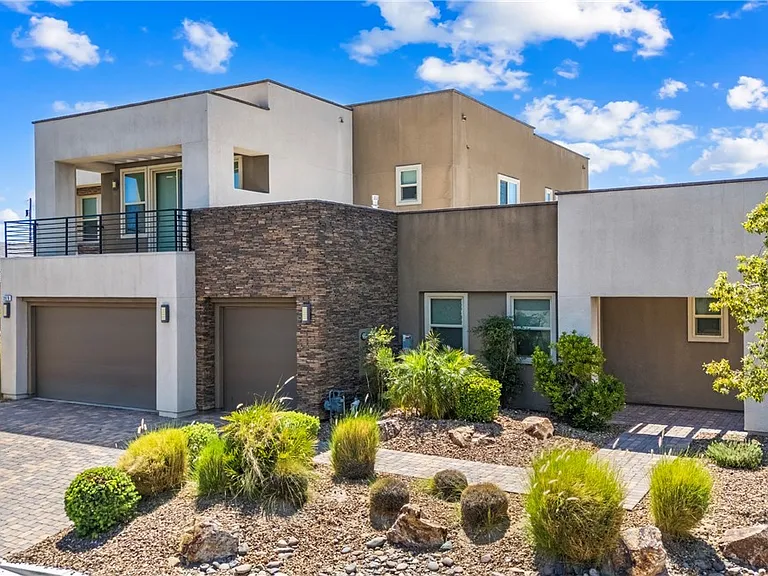 3978 Jacob Lake Cir — Photo 1
