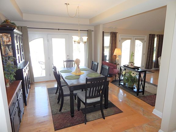 5th image of 1078 Mockingbird Dr