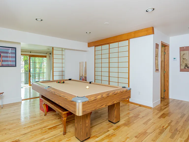 77 Lake Dr — Photo 20