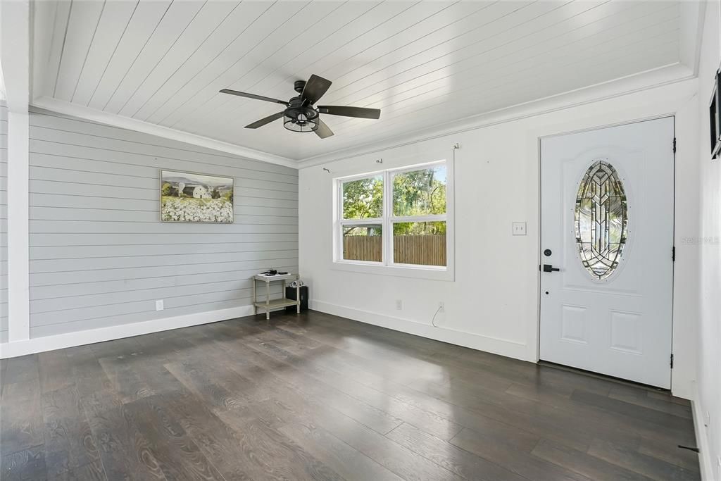 1137 40th St, Sarasota, FL - More