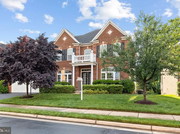 3991 Woodberry Meadow Dr, Fairfax, VA 22033