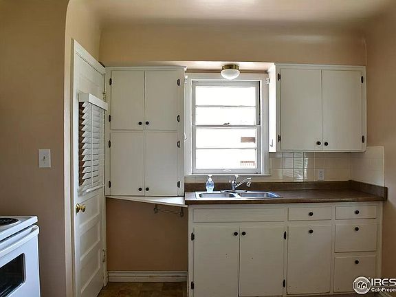 5th image of 1825 6th Ave APT A