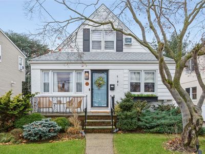 512 8th Avenue, New Hyde Park, NY, 11040