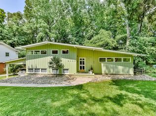 2433 Wensley Dr, Charlotte, NC 28210
