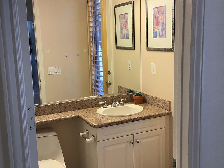 6832 Livingston Dr — Photo 12