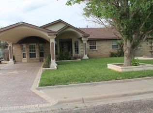 206 Regier Dr, Dumas, TX 79029