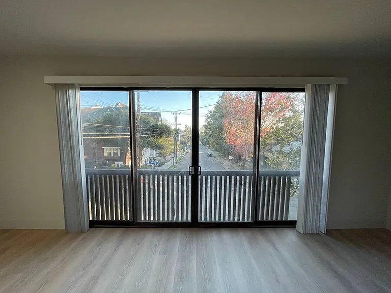 2330 Warring St #131 — Photo 4