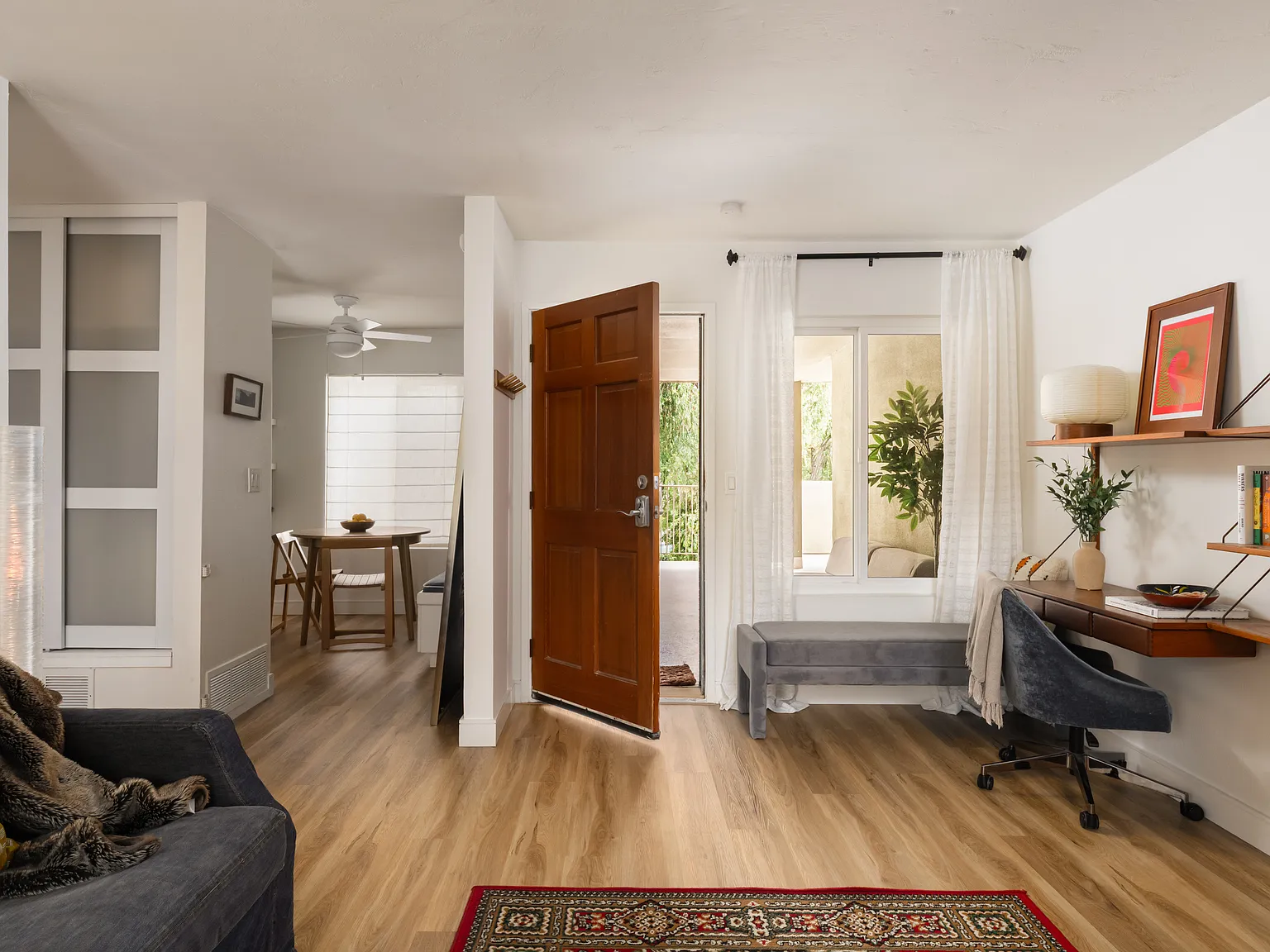 1 bed, 609 sqft, $4,200 — Photo 3