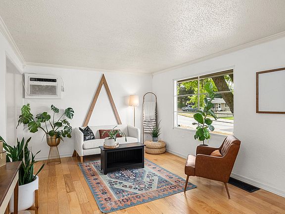 4th image of 6020 N Douglas Dr
