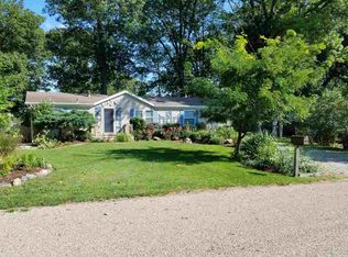 0545 W 590 S, Wolcottville, IN 46795