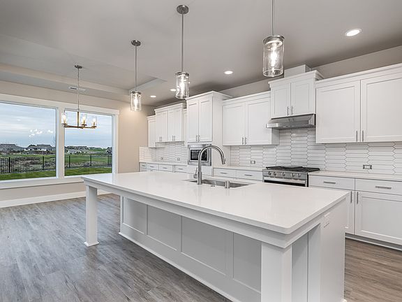 3rd image of 11902 Norfolk Dr #Fqkf2g