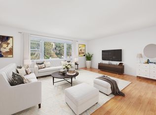 40 Hauxhurst Ave #2, Weehawken, NJ 07086