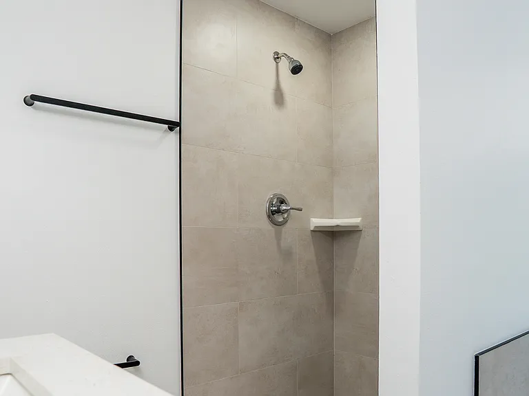 8848 Parliament Ct — Photo 23