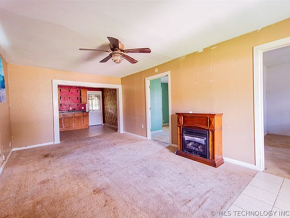 4th image of 609 W 7th St
