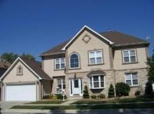10036 Kawa Ct, Schiller Park, IL 60176