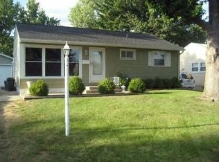 14 La Salle Dr, Decatur, IL 62521