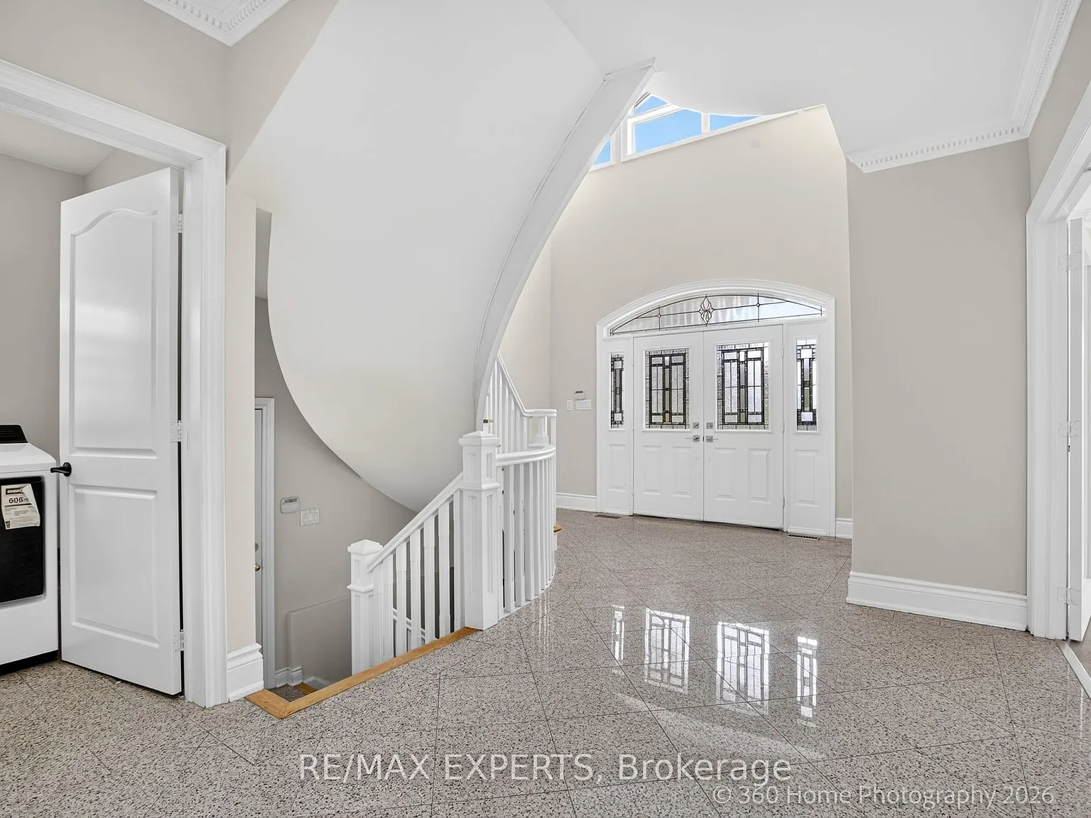4 bed, $5,200 — Photo 3