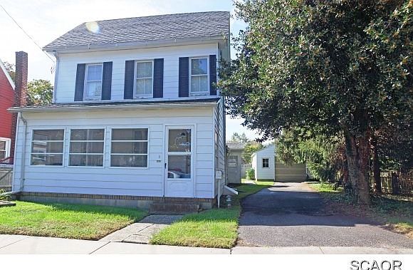 1st image of 116 Dewey Ave