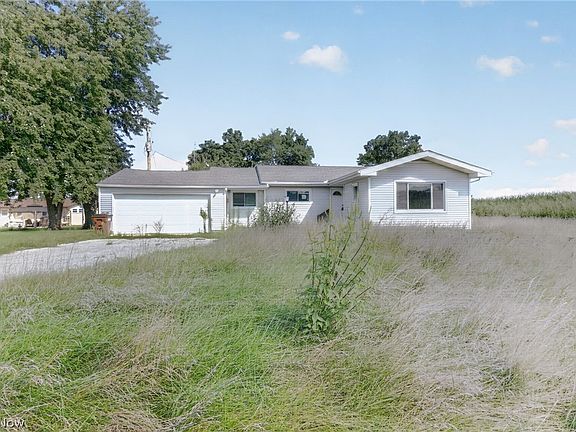 3rd image of 8240 Spencerville Rd