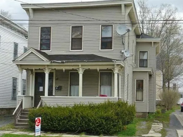 114 S Melcher St, Johnstown, NY 12095