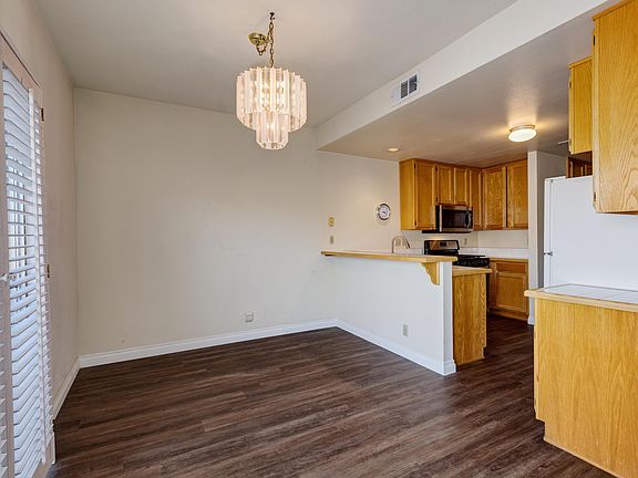 5th image of 22903 Banyan Pl Unit 222