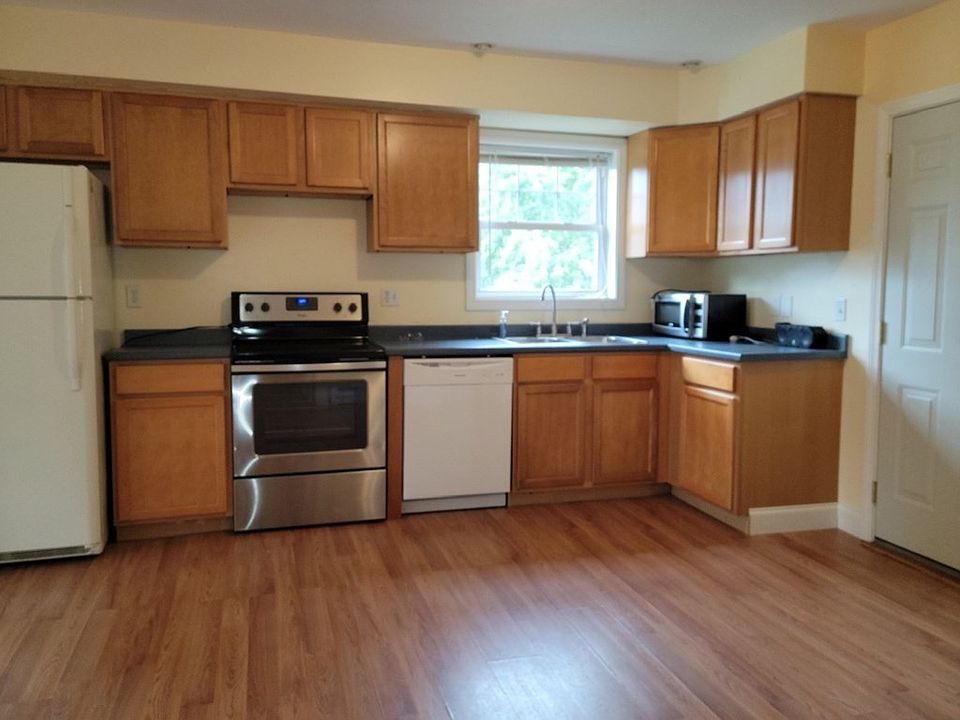 Our Green Farmhouse Kitchen - North of Boston, Massachusetts :  r/AmateurRoomPorn