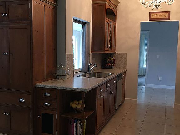 Kitchenlooks out to back yd