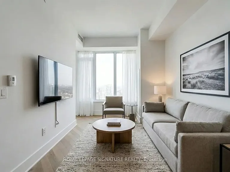 11 Yorkville Ave #3602 — Photo 2