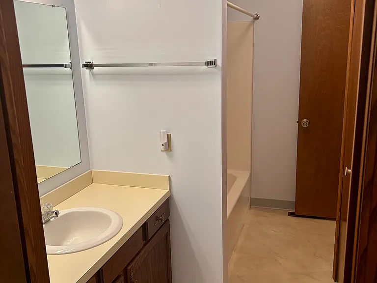 1033 Washington St #201 — Photo 15