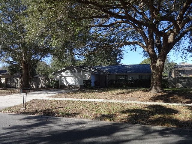 1st image of 8210 Bluestar Cir
