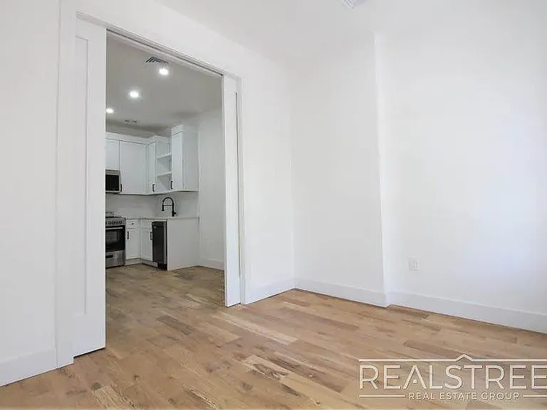 346A Chauncey St #1 — Photo 8