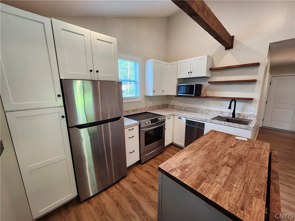 1 bed, 1.0 bath, 650 sqft, $1,450 — Photo 3