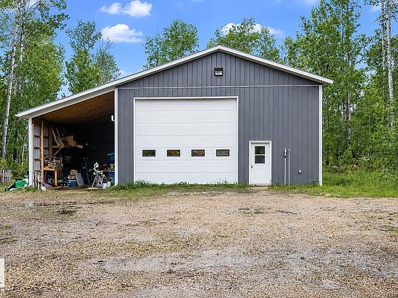 4th image of 624031 Range Rd #64