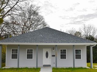 401 S Ireland St, Burlington, NC 27217