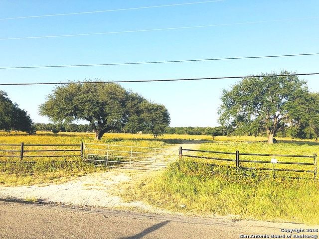 1st image of 425 County Road 6723