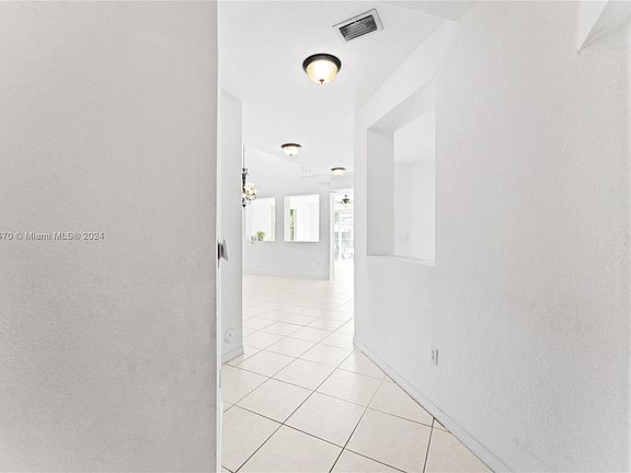3rd image of 4409 NW 113th Ct