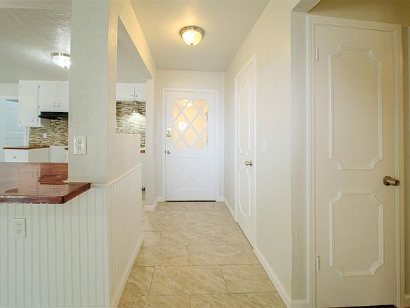 5th image of 7128 NW 14th St