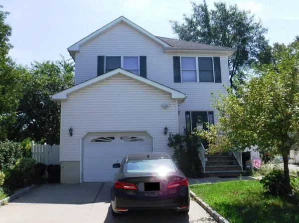 104 George St, South River, NJ 08882