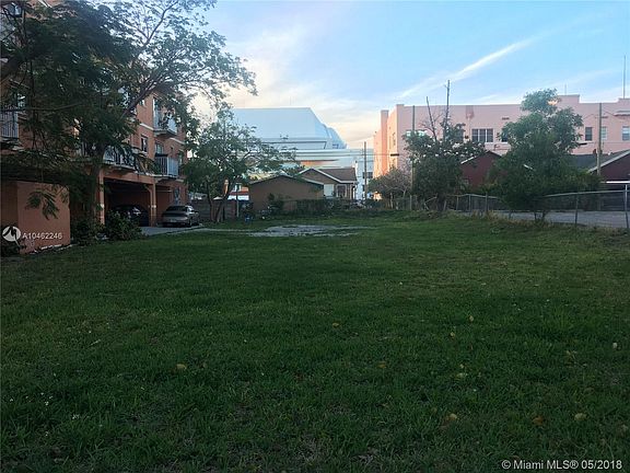 2nd image of 1519 NW 1st St